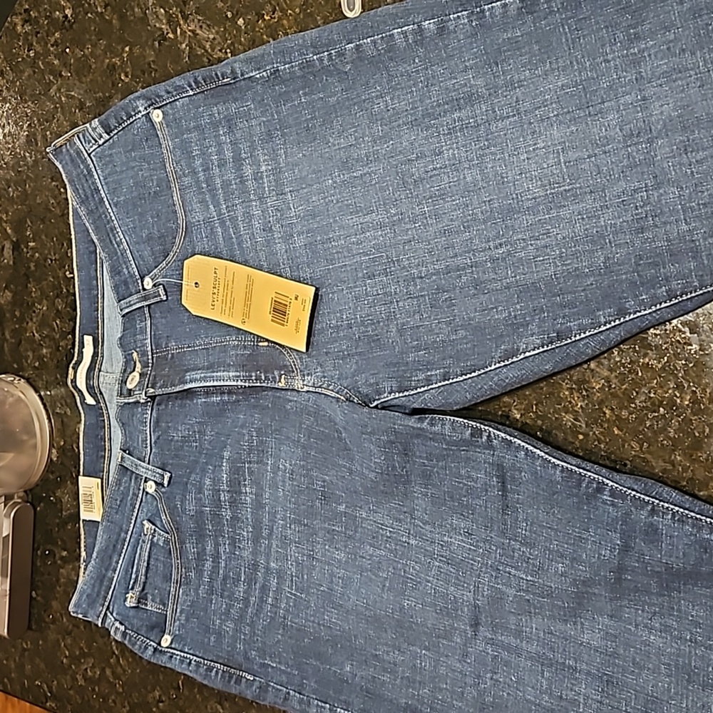 NWT Levi's Classic Straight, 32x28